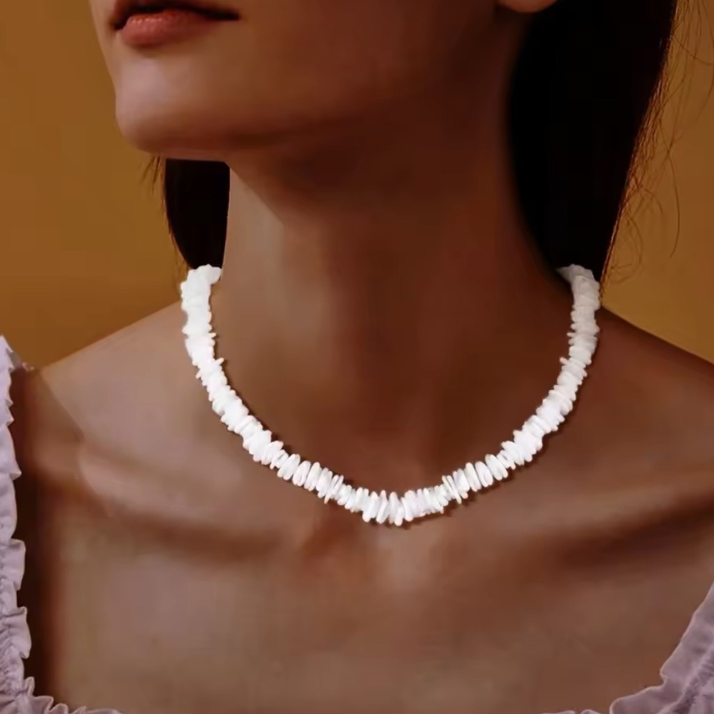Hawaiian Style Bohemian Vintage Natural Shell Necklace